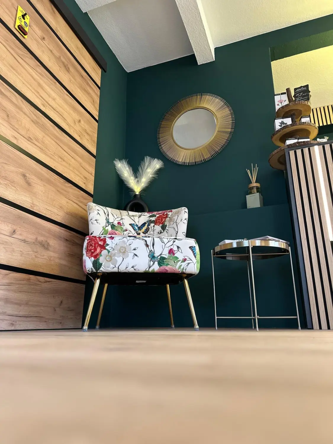 VT Natural Skincare & Beauty – Salon